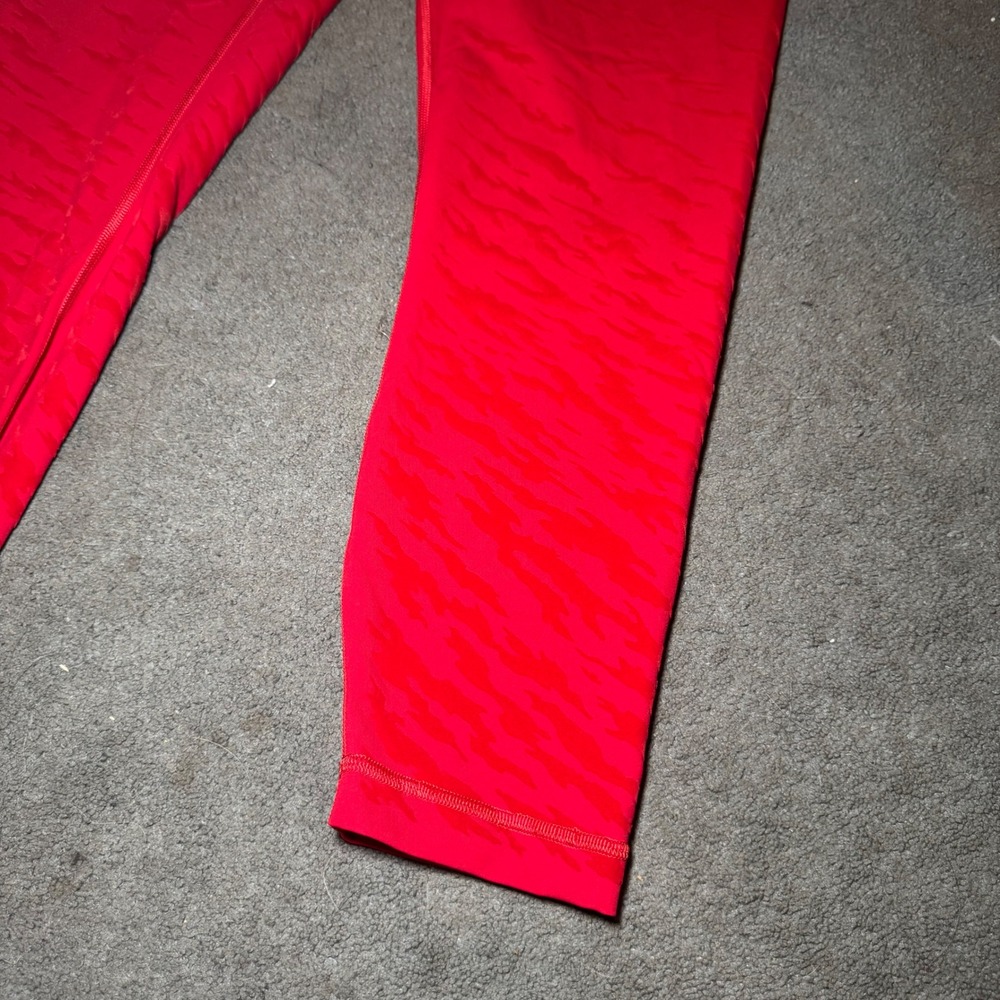Lululemon Wunder Train High-Rise Tight 25 Red Tiger Tide Camo Leggings Size 12 - Picture 2 of 6